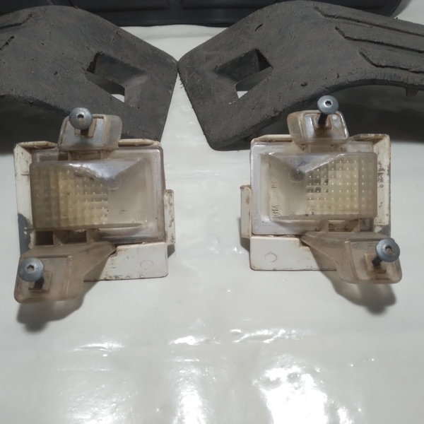 Proteção Parachoque Traseiro Com Luz Placa Gm S10 1998 Kit Preto Ambos Os Lados