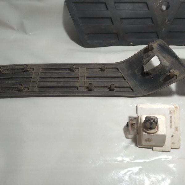 Proteção Parachoque Traseiro Com Luz Placa Gm S10 1998 Kit Preto Ambos Os Lados