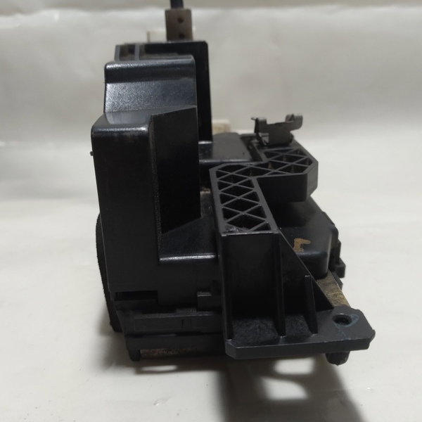 Fechadura Porta Traseira Direita Ford Fiesta 2005