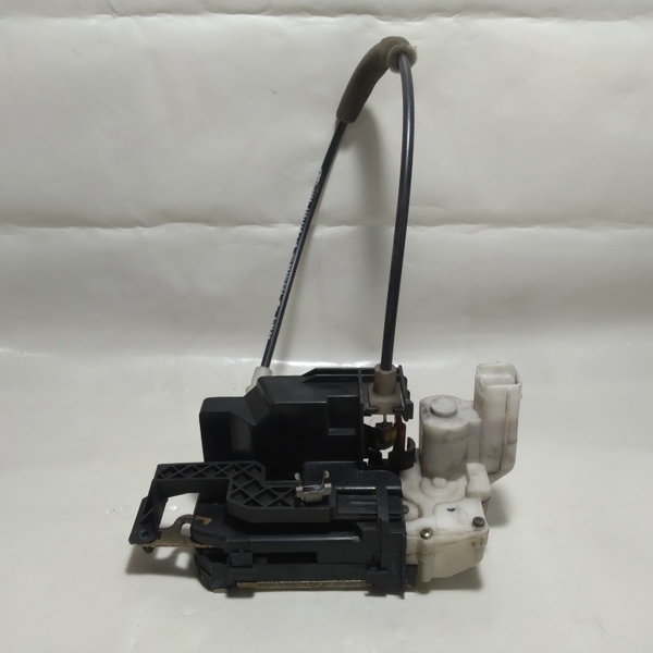 Fechadura Porta Traseira Direita Ford Fiesta 2005