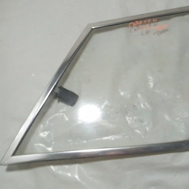 Vidro Basculante Traseiro Direito Gm Caravan  1977