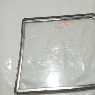 Vidro Basculante Traseiro Direito Gm Caravan  1977