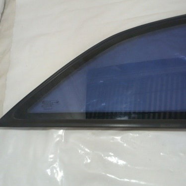 Vidro Fixo Lateral Tras. Lado Direito Gm Astra 2 Portas 1999