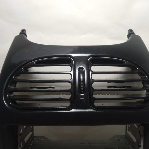 Moldura Painel Central Difusor Peugeot 206 Sw 2006