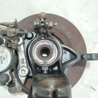 Montante Disco Pinça Freio L. Esquerdo Citroen C3 1.6 2013