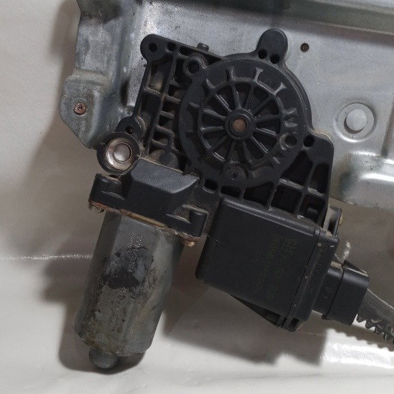 Máquina Vidro Eletrico Dianteira Direita Gm Vectra 1997