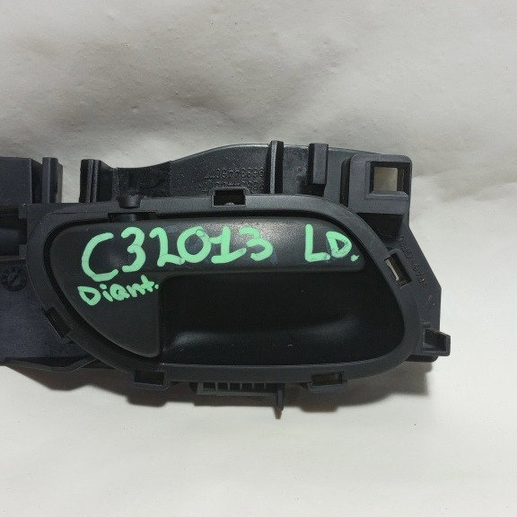 Maçaneta Interna Porta Dianteira Direita Citroen C3 2013 Preto Dianteira