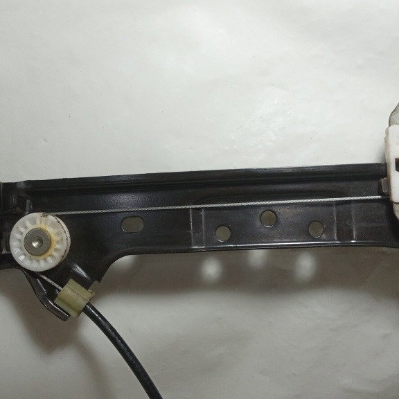 Máquina Vidro Manual Traseira Direita Citroen C3 2013