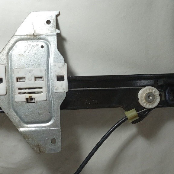 Máquina Vidro Manual Traseira Direita Citroen C3 2013