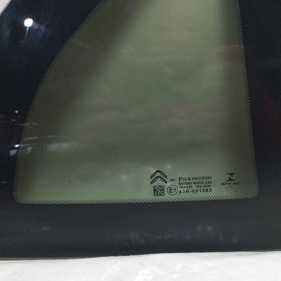 Vidro Fixo Traseiro Direito Citroen C3 2013
