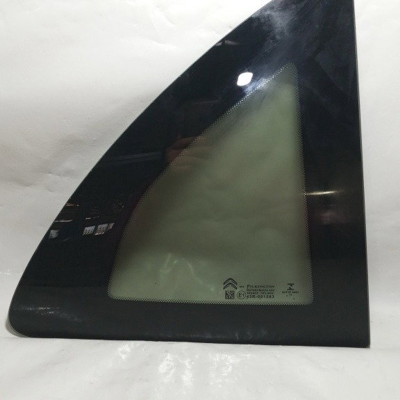 Vidro Fixo Traseiro Direito Citroen C3 2013