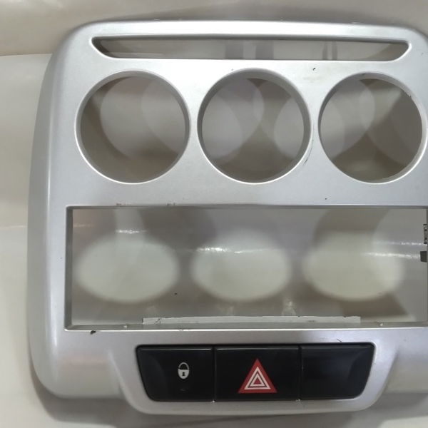 Moldura Painel Central Botão Alerta Trava Citroen C3 2013