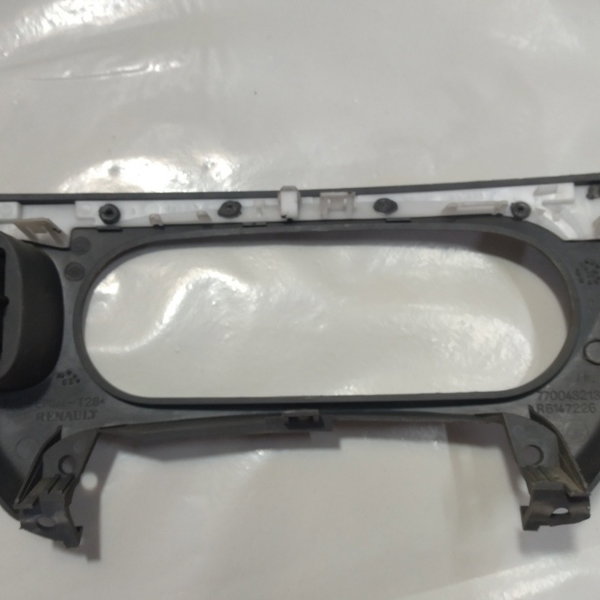 Moldura Comando De Ar Condicionado Renault Scenic 2004