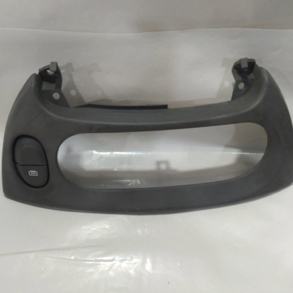Moldura Comando De Ar Condicionado Renault Scenic 2004
