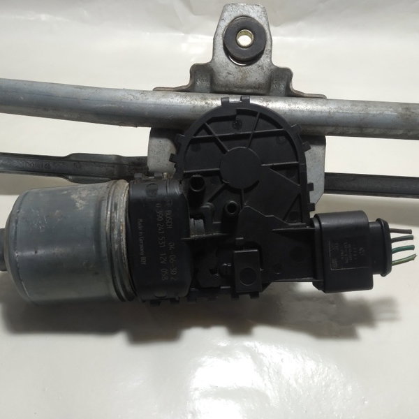 Motor Limpador Parabrisa Dianteiro Com Galhada Vw Golf 2004