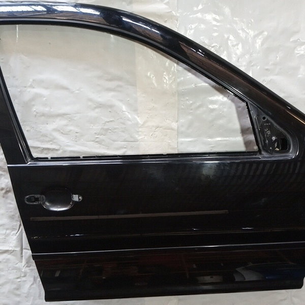 Porta Dianteira Direita Vw Golf Sapão 2006 Dianteira Direito Preto