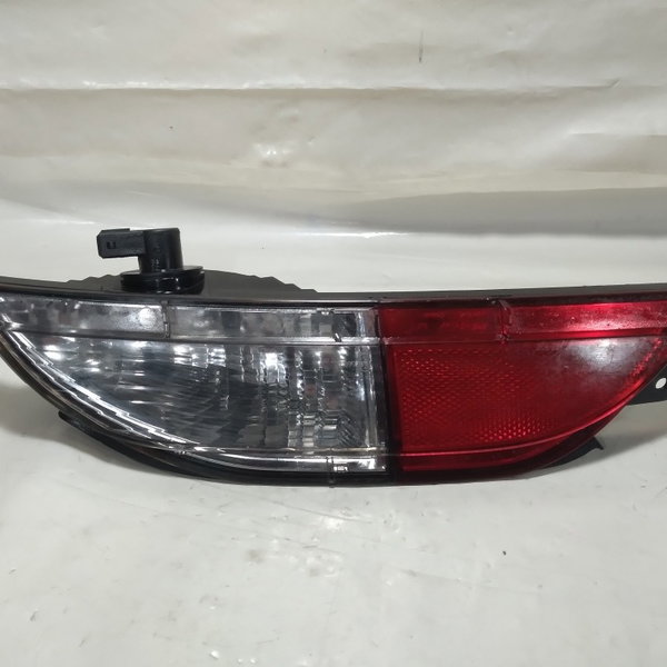 Lanterna Parachoque Olho De Gato Direito Fiat Punto 2008