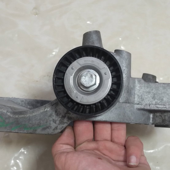 Suporte Alternado Compressor Ar Gm  Spin 2017