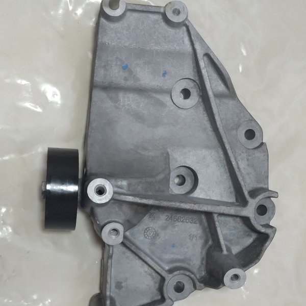 Suporte Alternado Compressor Ar Gm  Spin 2017