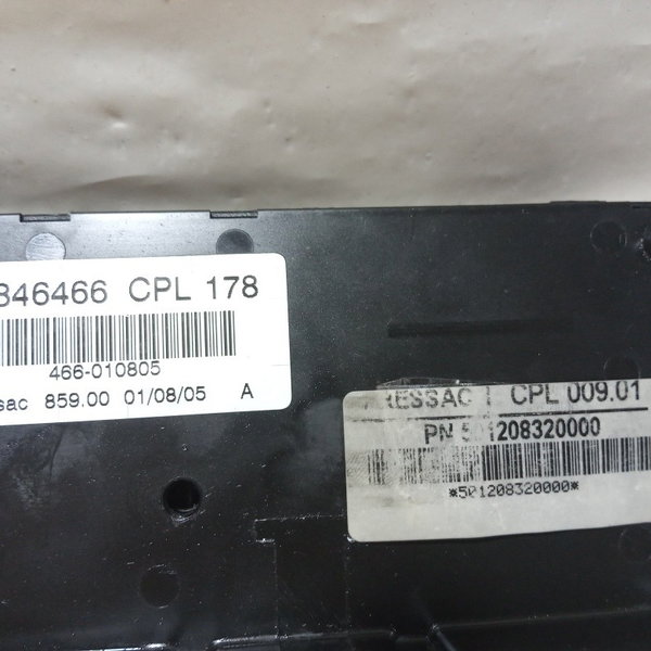 Caixa Fusível Fiat Palio 1.8 Gm 2005