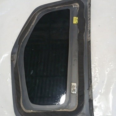 Vidro Fixo Lateral Traseiro Direito Gm Montana Agile 2016