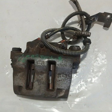 Pinça De Freio Dianteira Esquerda Renault Master 2.5 2006