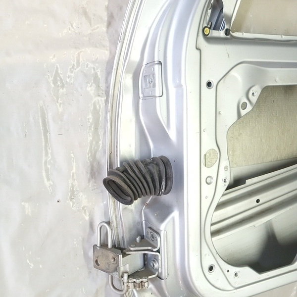 Porta Dianteira Lado Direito Volkswagen Golf  2002 Prateado