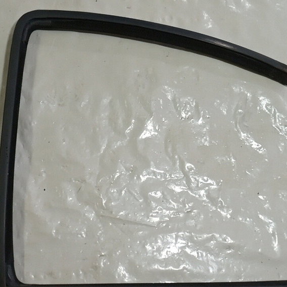 Vidro Fixo Porta Lado Direito Traseiro Gm Blazer 1997