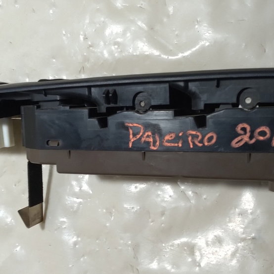 Botão Comando Vidro Eletrico Mitsubishi Pajero Tr4 2010