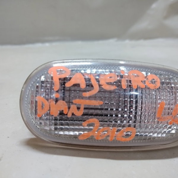 Lanterna Pisca Paralama Mitsubishi Pajero Tr4 2010 Par