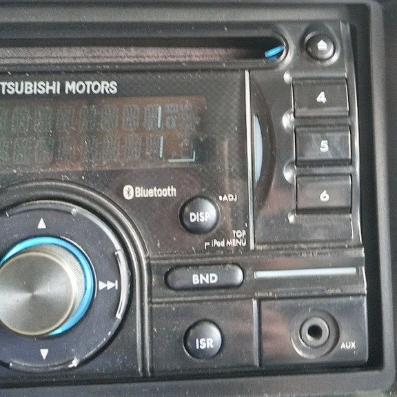 Radio Som Original Mitsubishi Pajero Tr4 Com Bluetooth 2010