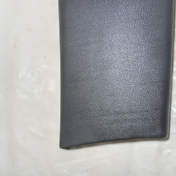 Acabamento Coluna Central Lado Direito Vw Golf 2005