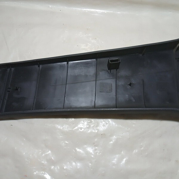 Acabamento Coluna Central Lado Direito Vw Golf 2005