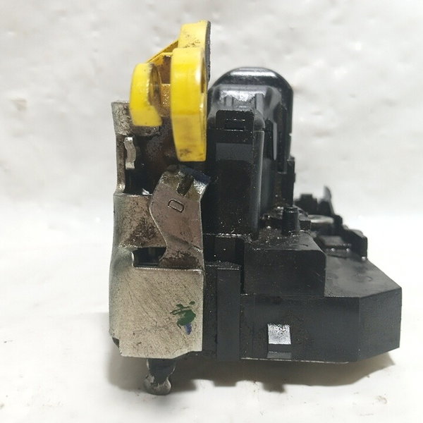 Fechadura Porta Traseira L.direita Renault Duster 2012