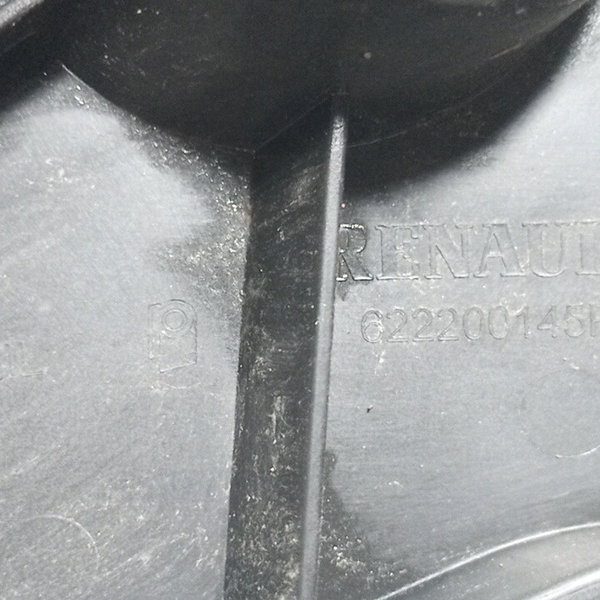Suporte Guia Parachoque Traseiro Direito Renault Duster 12