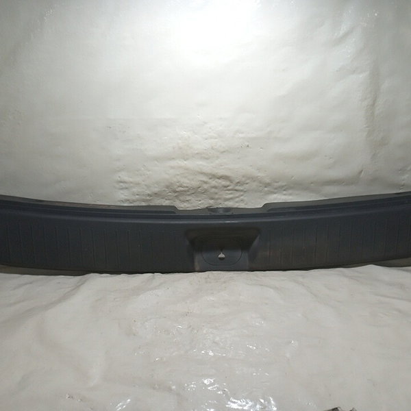 Acabamento Porta Malas Soleira Kia Sportage 2010