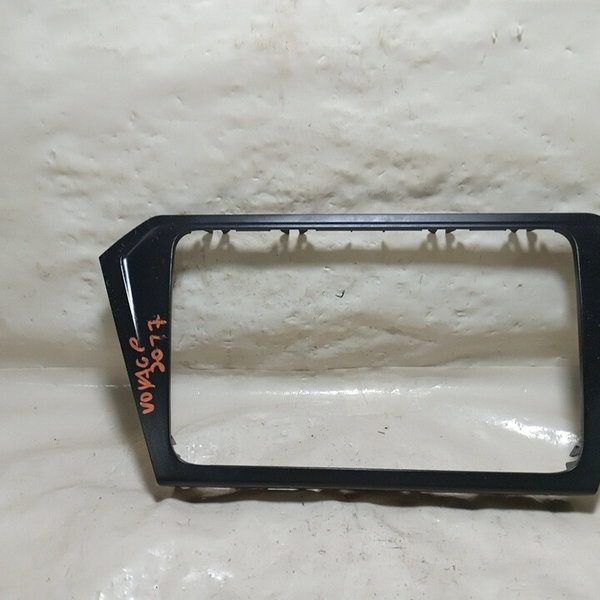 Moldura Central Vw Voyage G6 2017