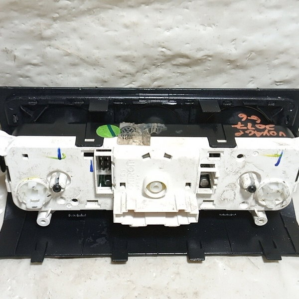 Comando De Ar Condicionado Vw Voyage G6 2017