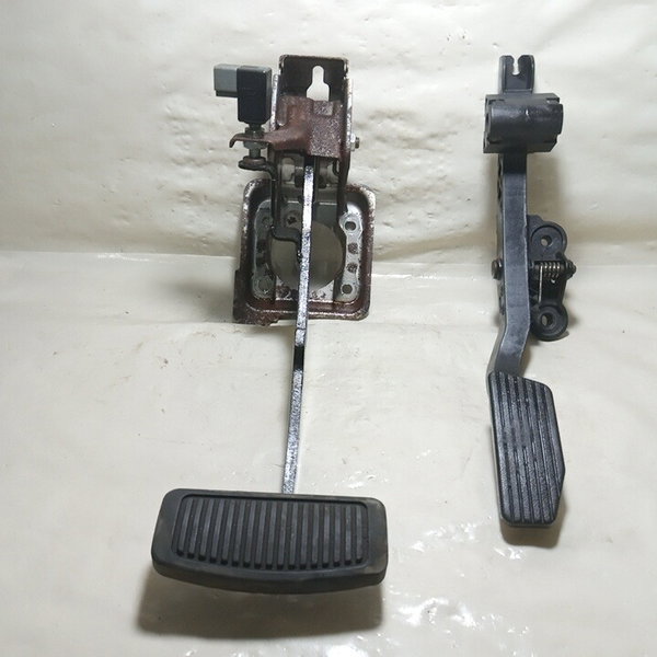 Pedal Freio E Acelerador Kia Sportage 2009