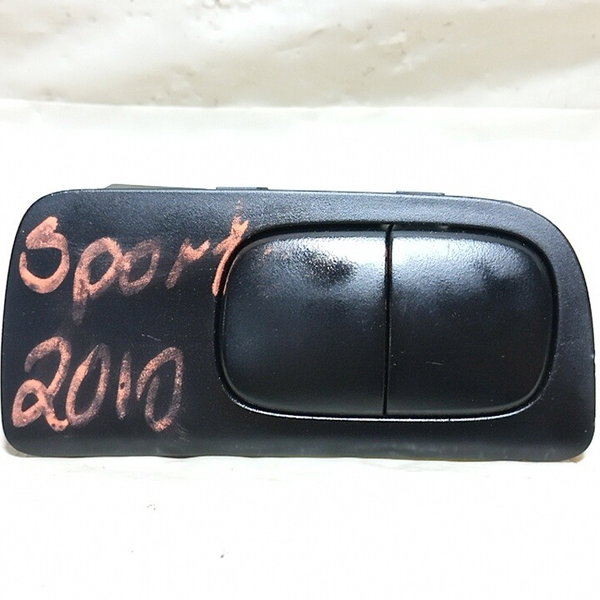 Botao Tampa Painel L.esquerdo Kia Sportage 2010 Preto