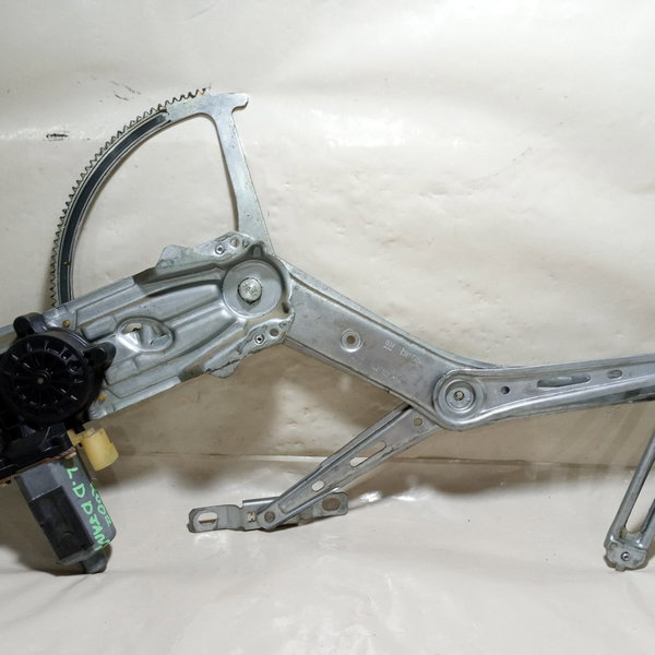 Máquina Vidro Eletrico Diant. L.direito Gm Zafira 2002