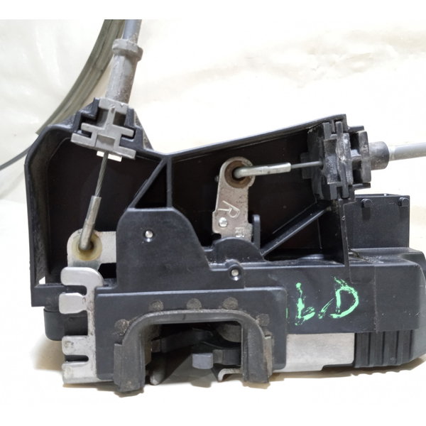 Fechadura Porta Dianteira L.direito Gm Zafira 2002