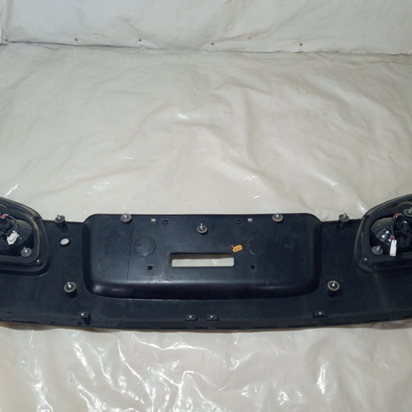 Aplique Suporte De Placa Com Lanterna Gm Corsa  Classic 2016