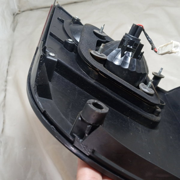 Aplique Suporte De Placa Com Lanterna Gm Corsa  Classic 2016