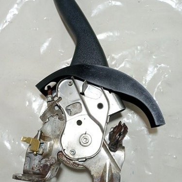 Alavanca Freio De Mão Nissan Versa 2014