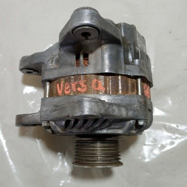 Alternador Nissan Versa  1.6 2014