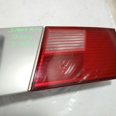 Aplique Placa Traseiro Lanternas Vw Santana 2004 2.0 8v