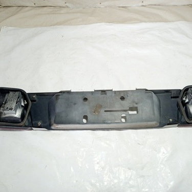 Aplique Placa Traseiro Lanternas Vw Santana 2004 2.0 8v
