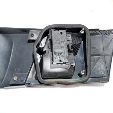 Aplique Placa Traseiro Lanternas Vw Santana 2004 2.0 8v