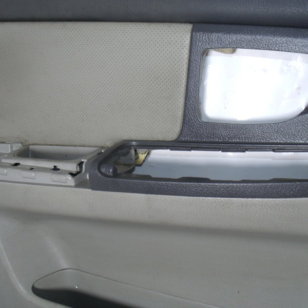 Forro Porta Dianteiro Esquerdo Kia Cerato 2006